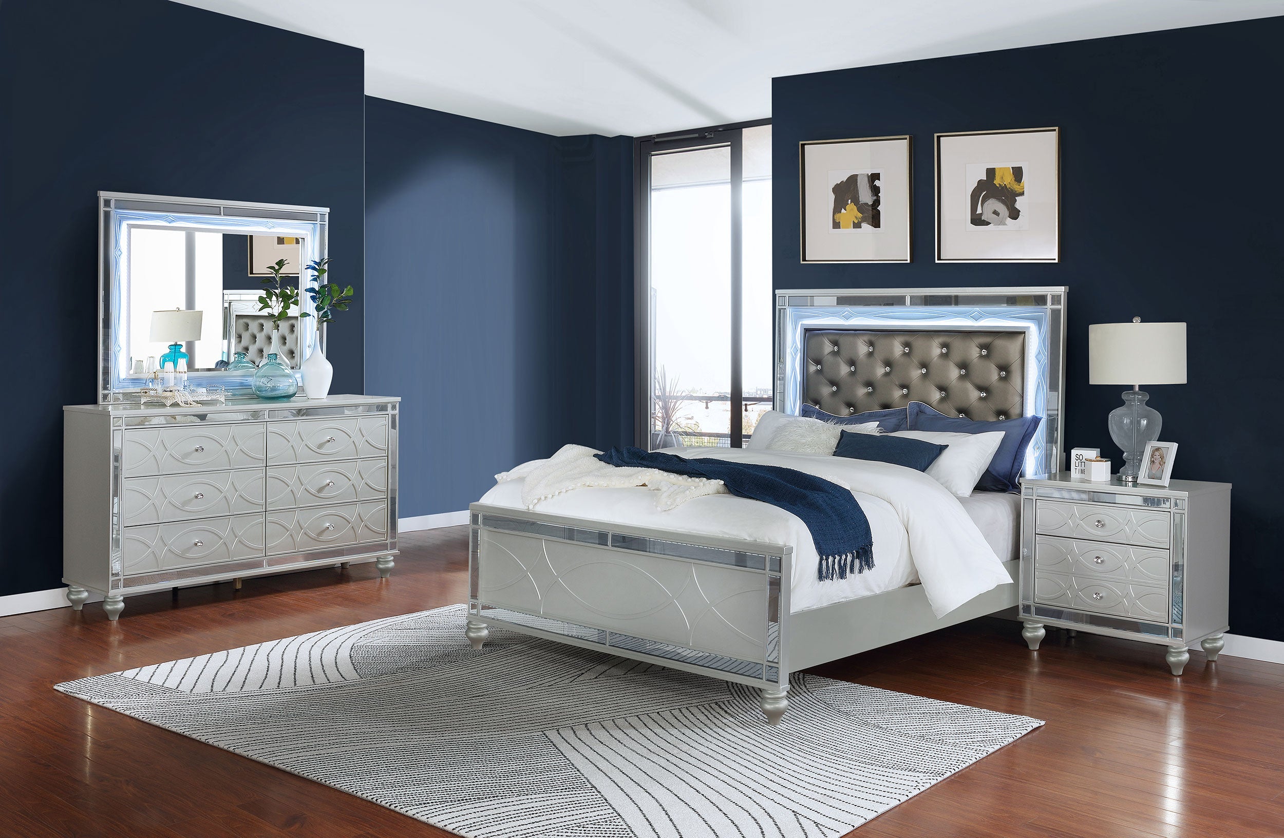 Gunnison California King Bedroom Set Silver Metallic