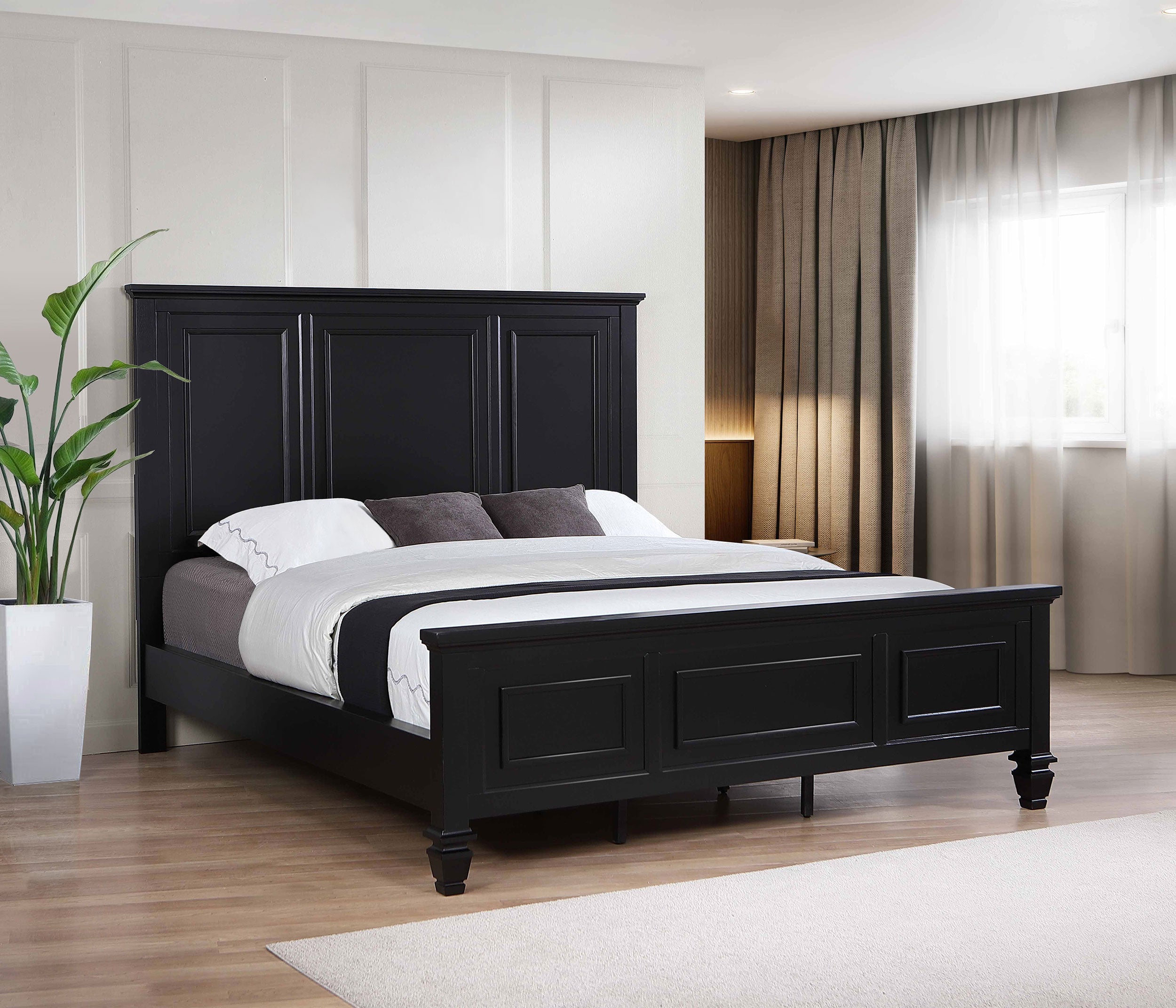 Sandy Beach 63-inch California King Panel Bed Cream White