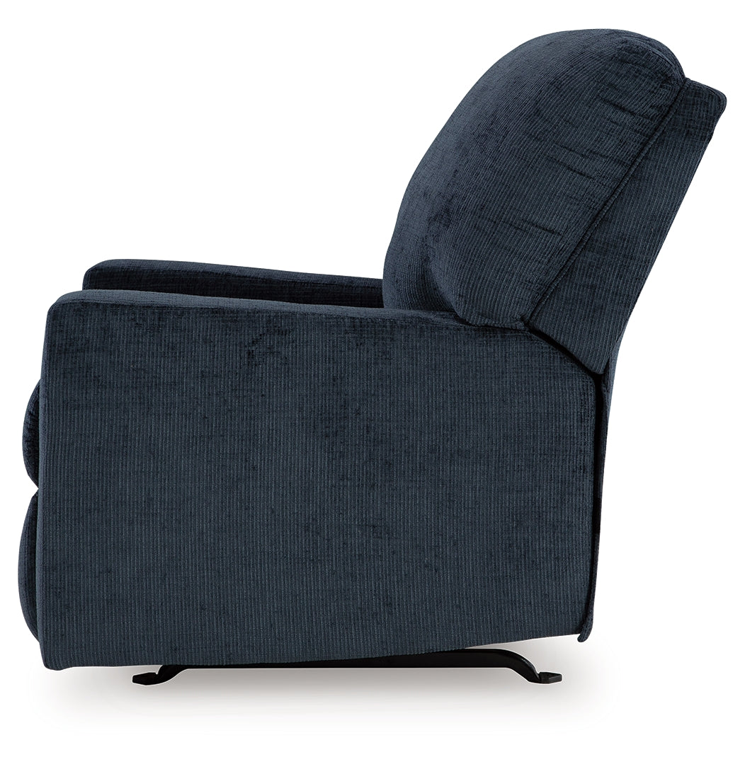 Aviemore Sectional with Chaise Living Room Set
