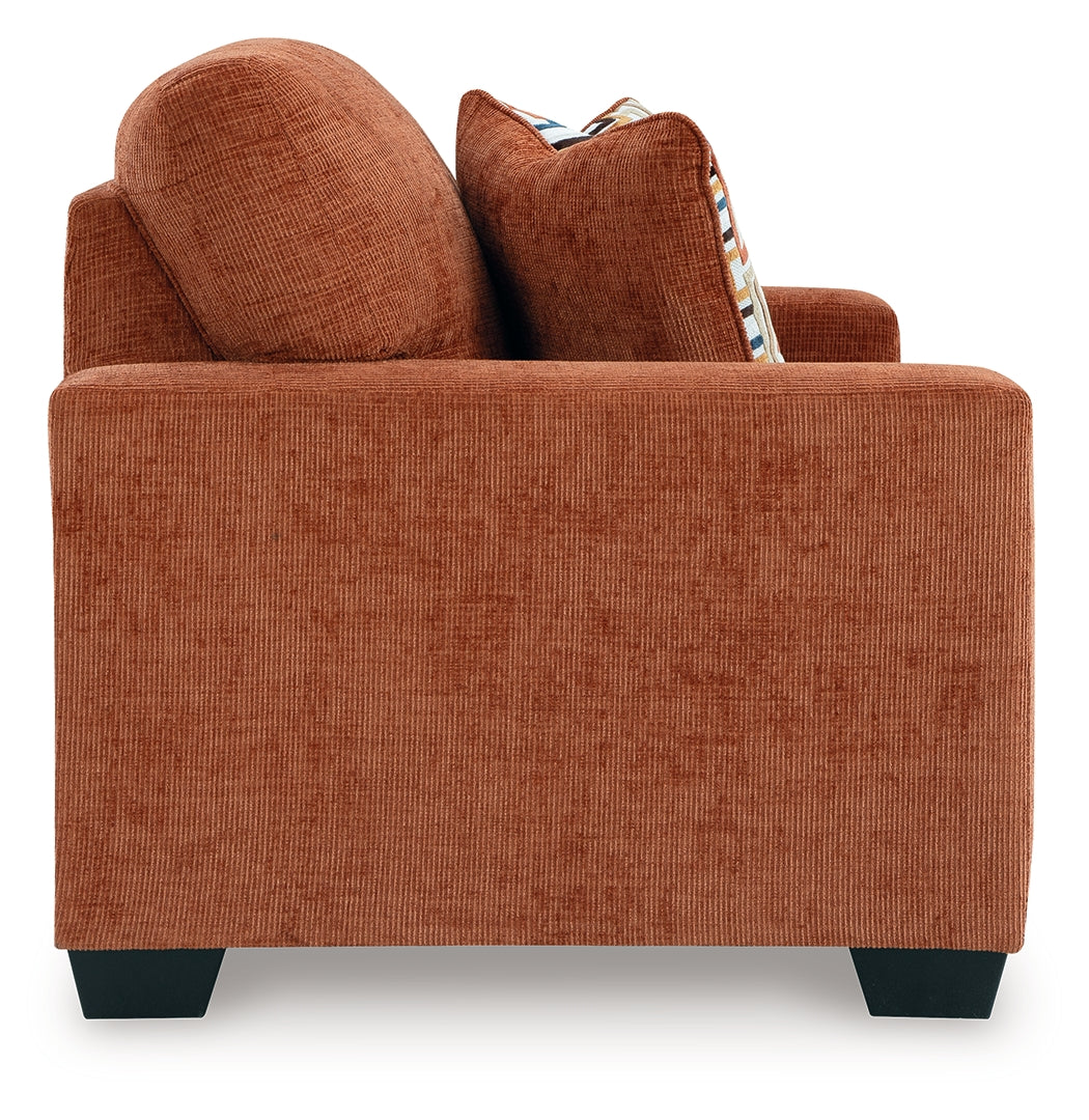 Aviemore Sectional with Chaise Living Room Set