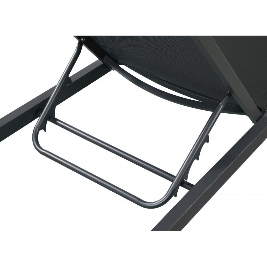 Meridian Nizuc Black Mesh Water Resistant Fabric Outdoor Patio Aluminum Mesh Chaise Lounge Chair
