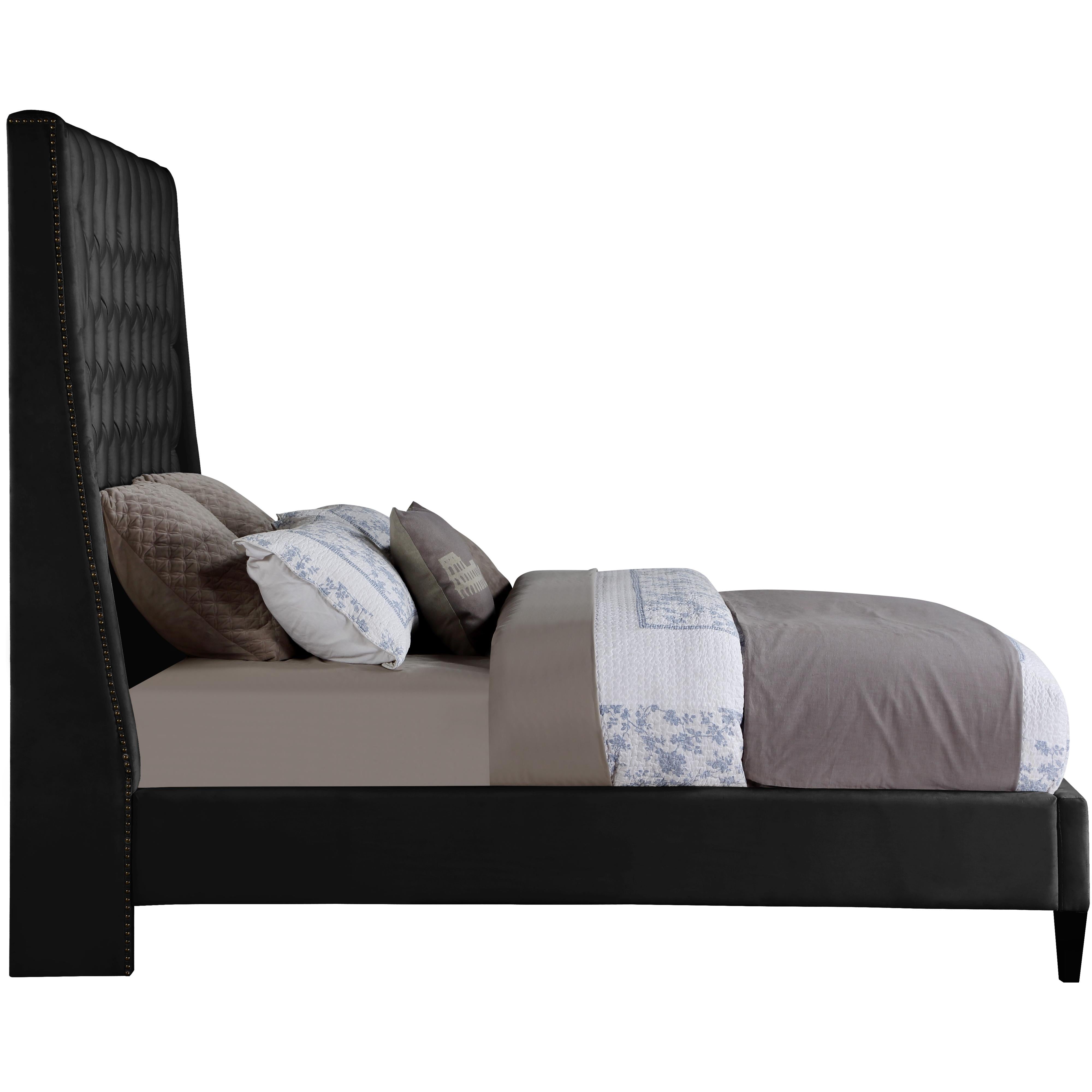 Meridian Fritz Black Velvet Full Bed