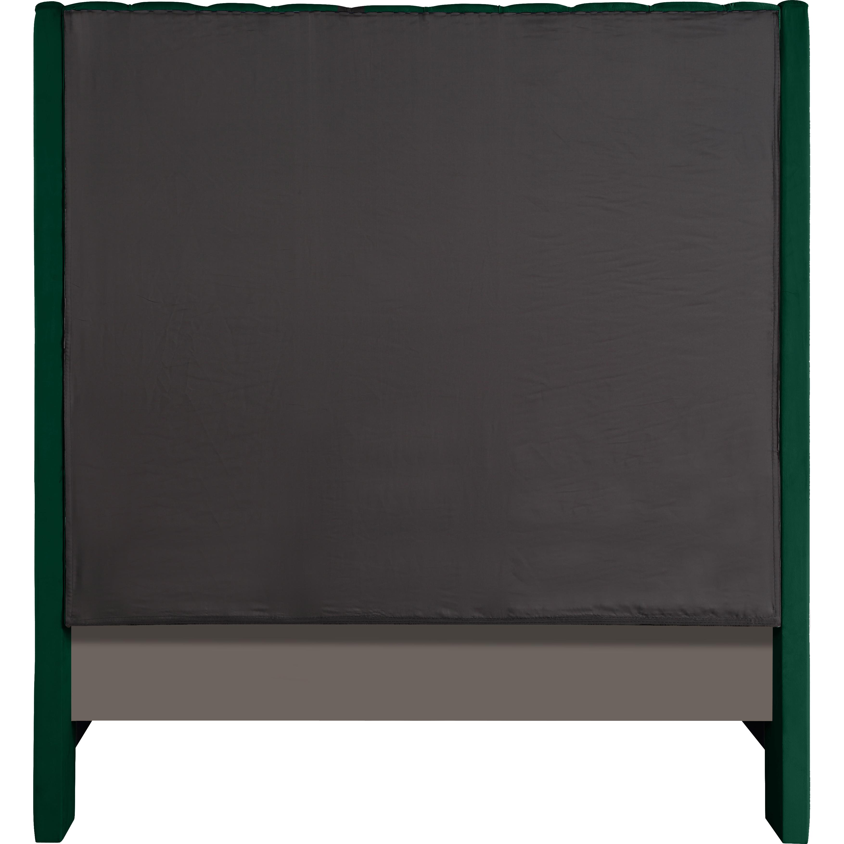 Meridian Fritz Green Velvet Full Bed