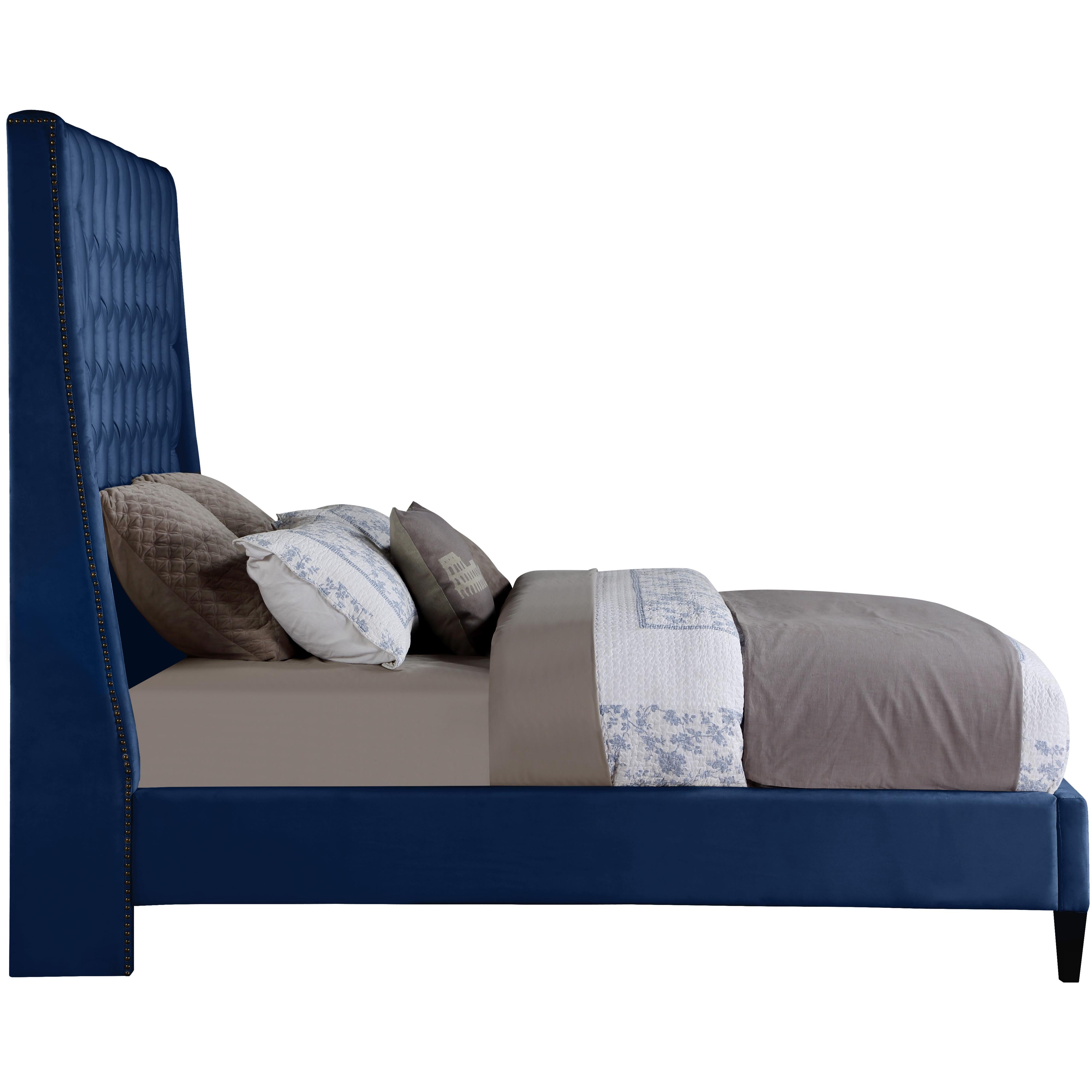 Meridian Fritz Navy Velvet Full Bed