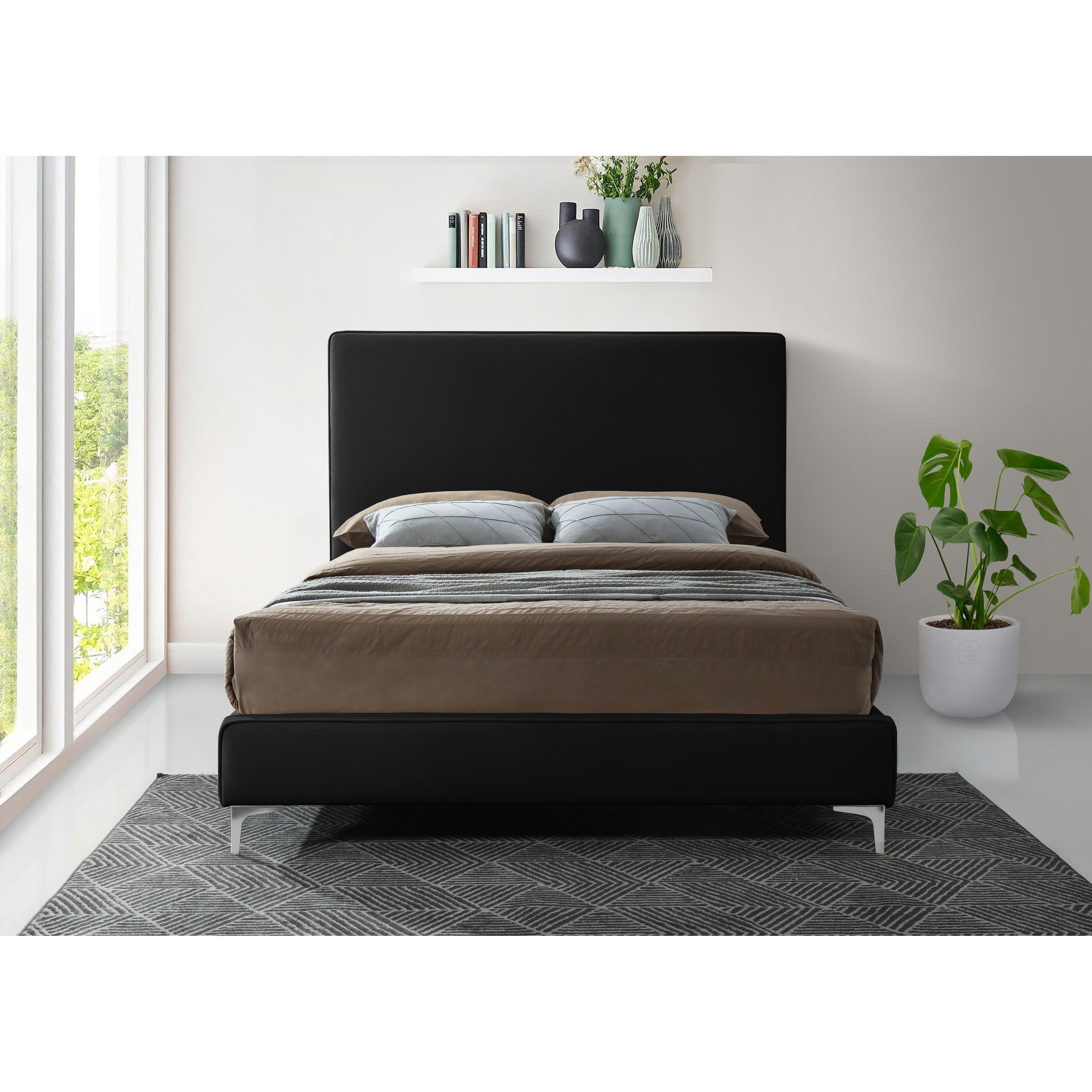Meridian Geri Black Velvet Full Bed