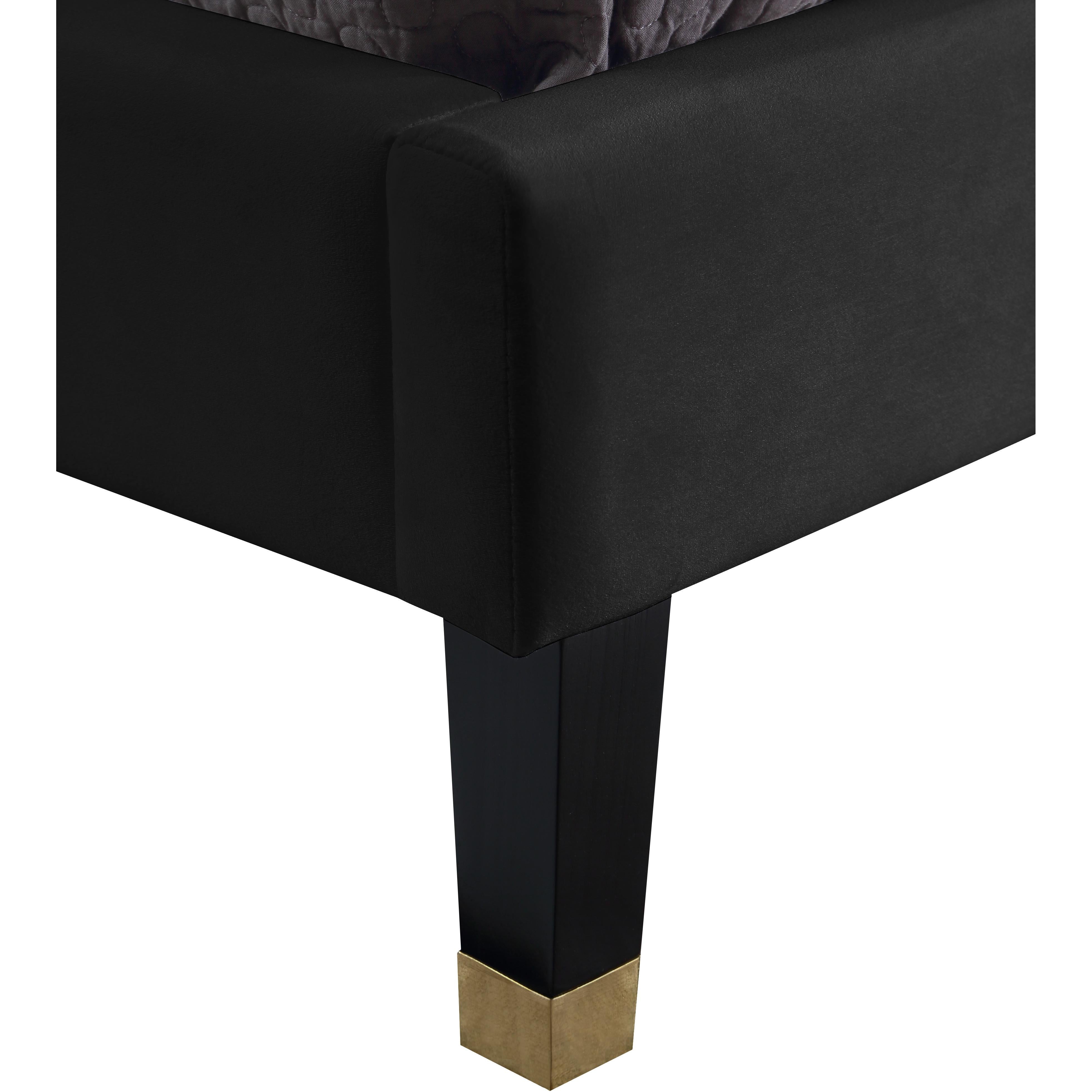 Meridian Harlie Black Velvet Full Bed