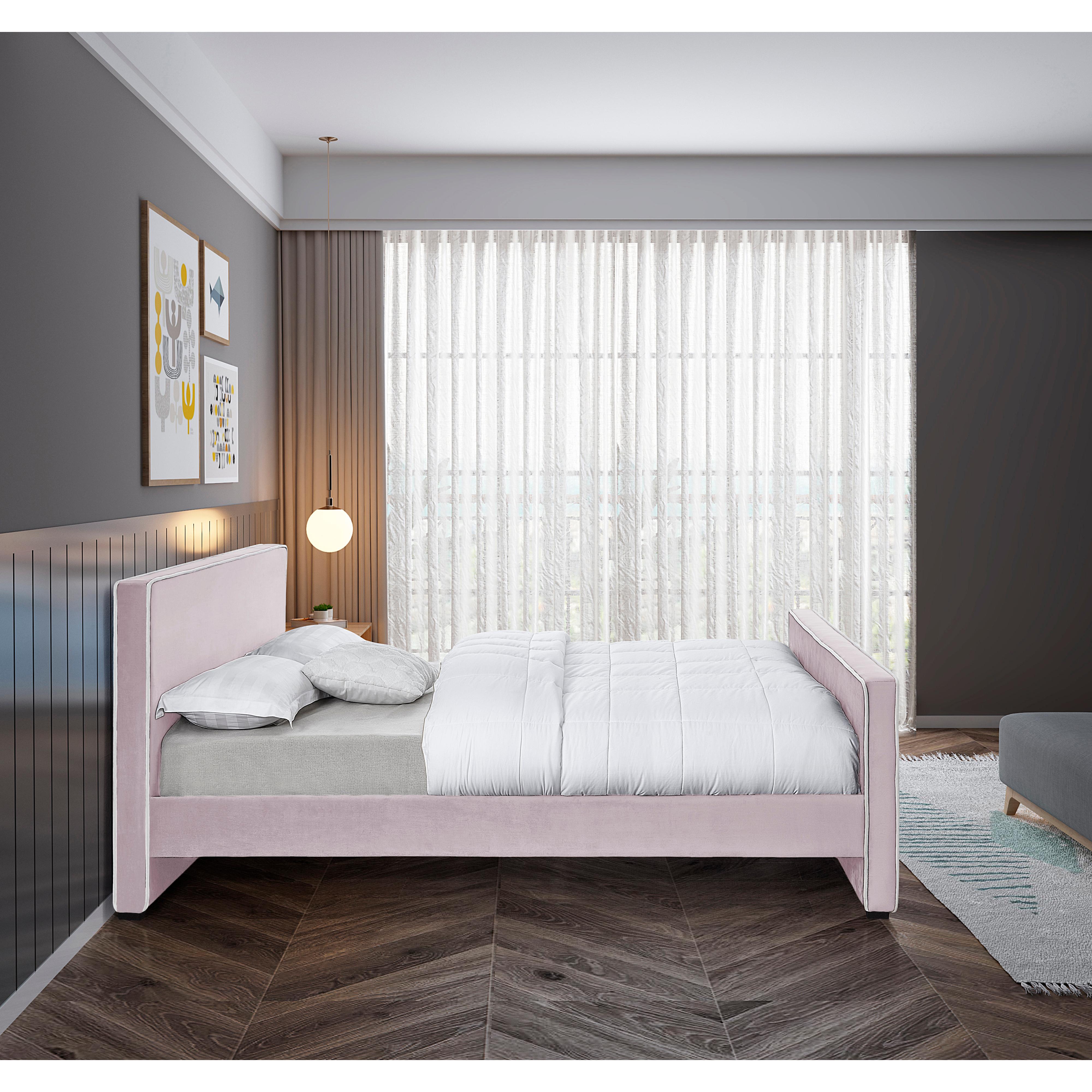 Meridian Dillard Pink Velvet Full Bed