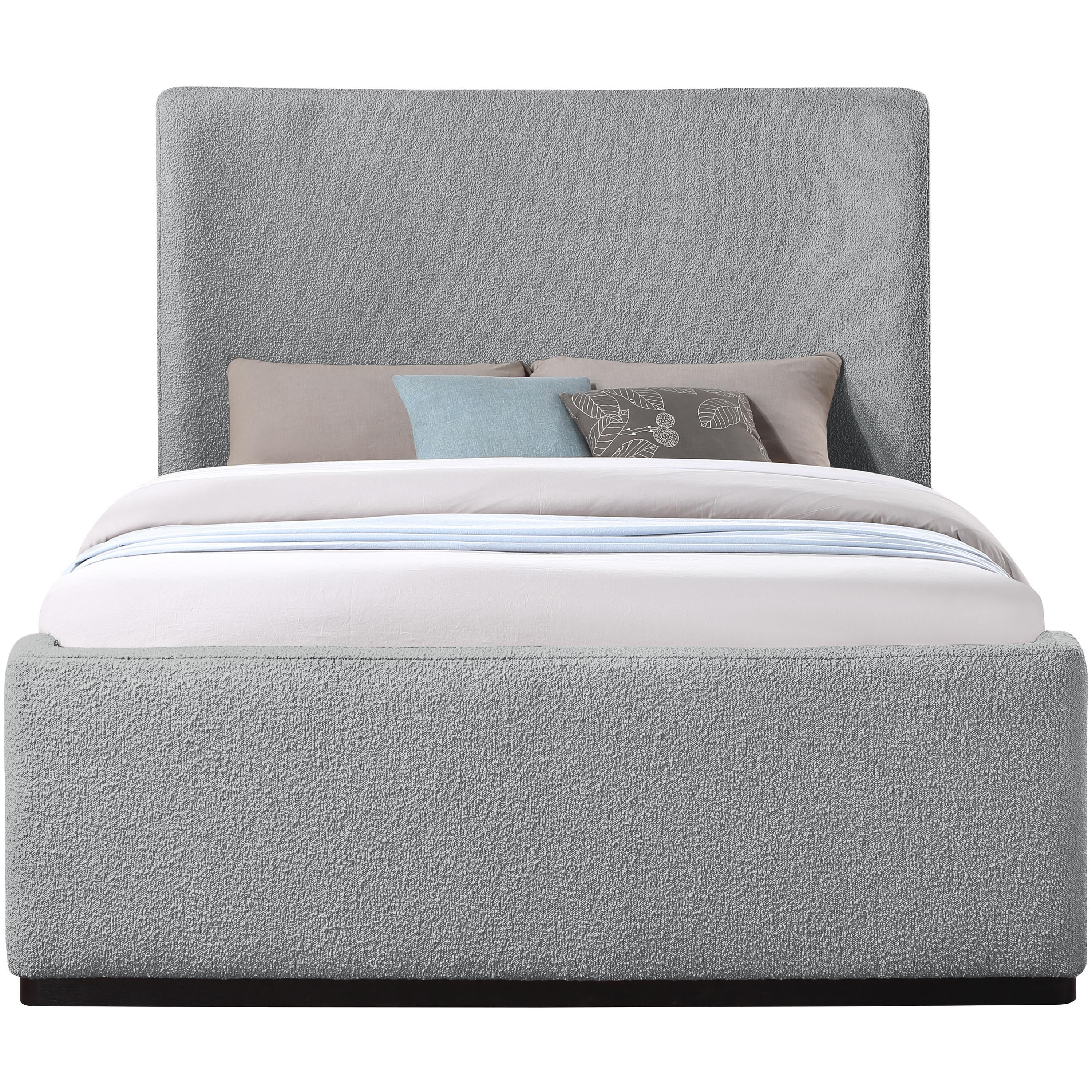Meridian Oliver Grey Boucle Fabric Full Bed (3 Boxes)