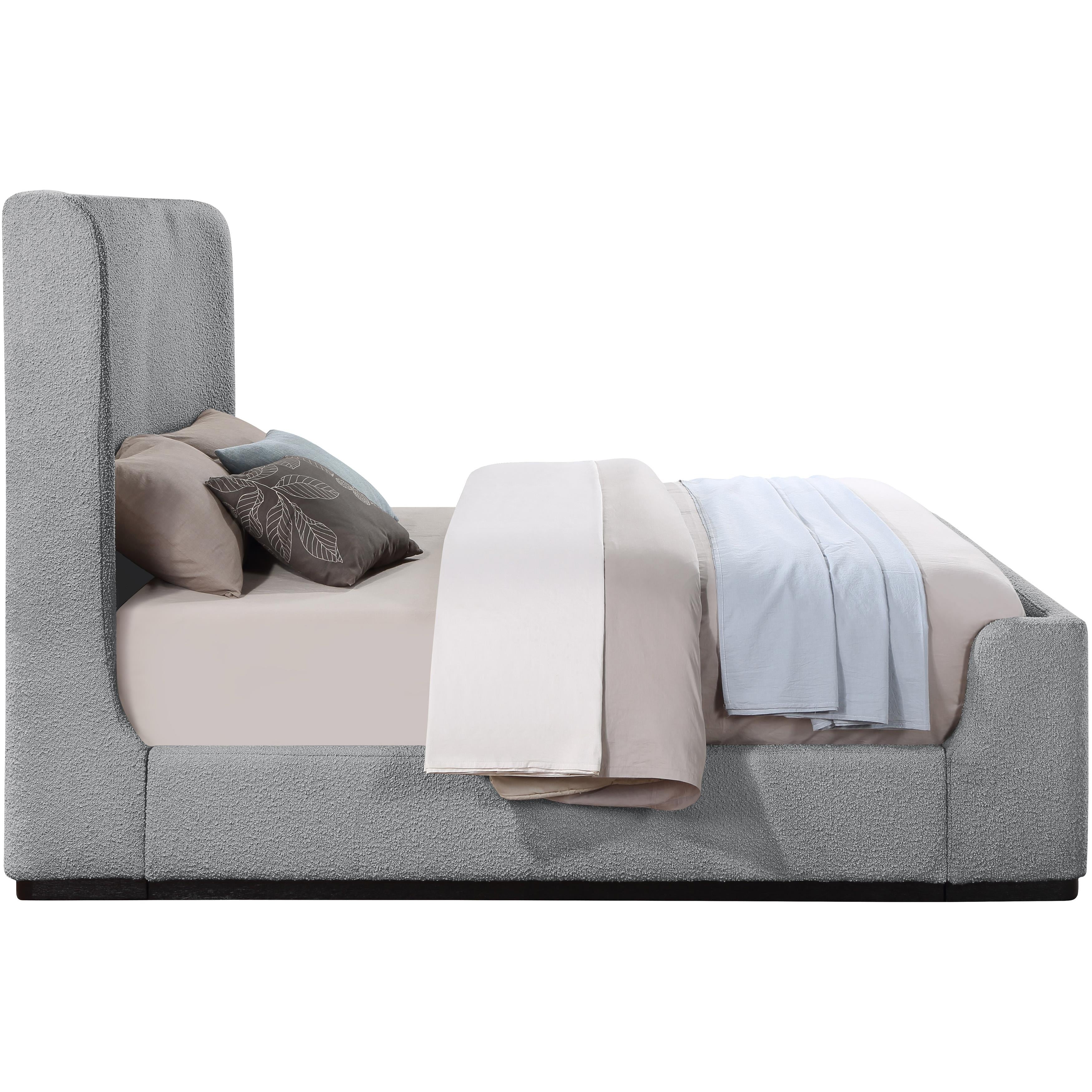 Meridian Oliver Grey Boucle Fabric Full Bed (3 Boxes)
