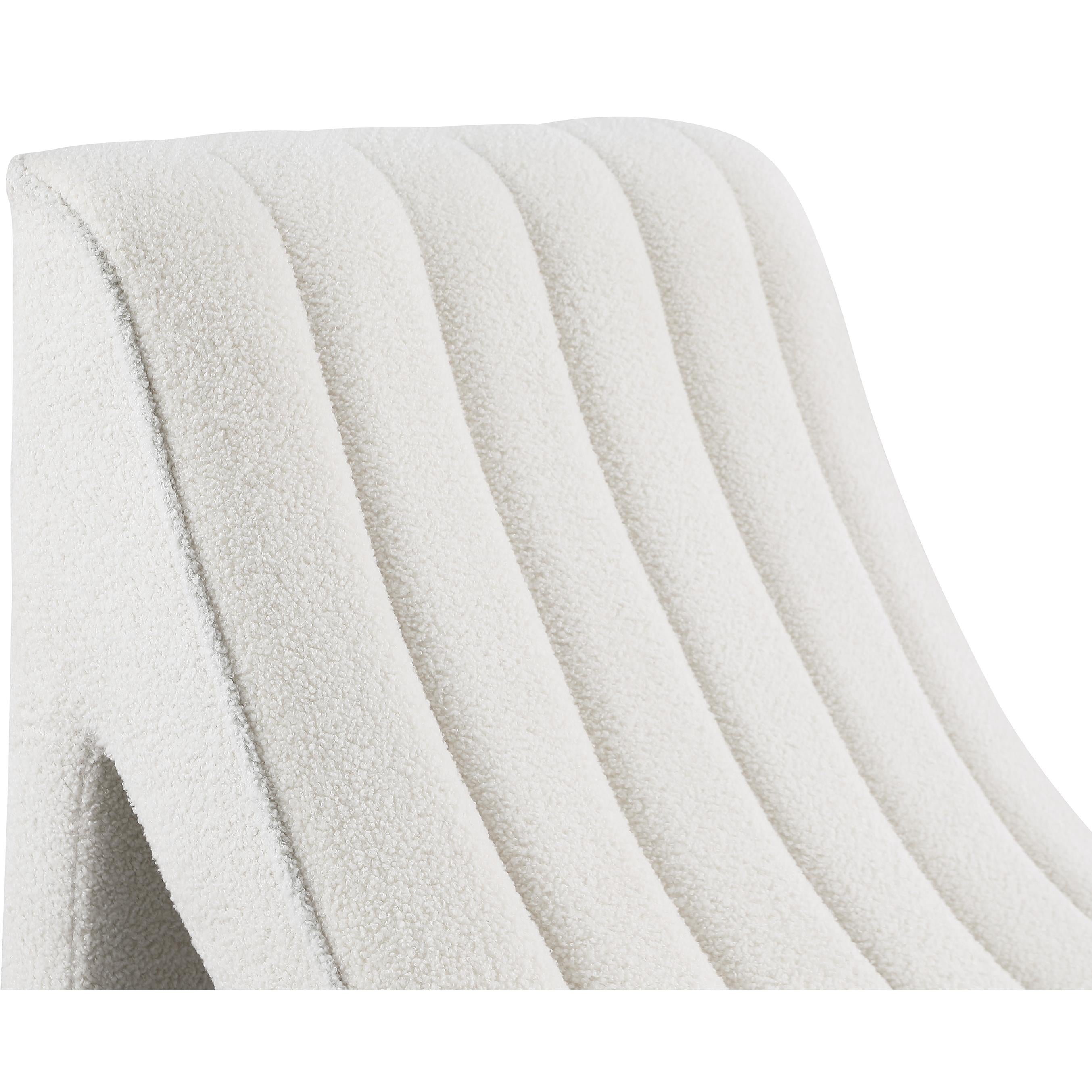 Meridian Orian Cream Teddy Fabric Chaise