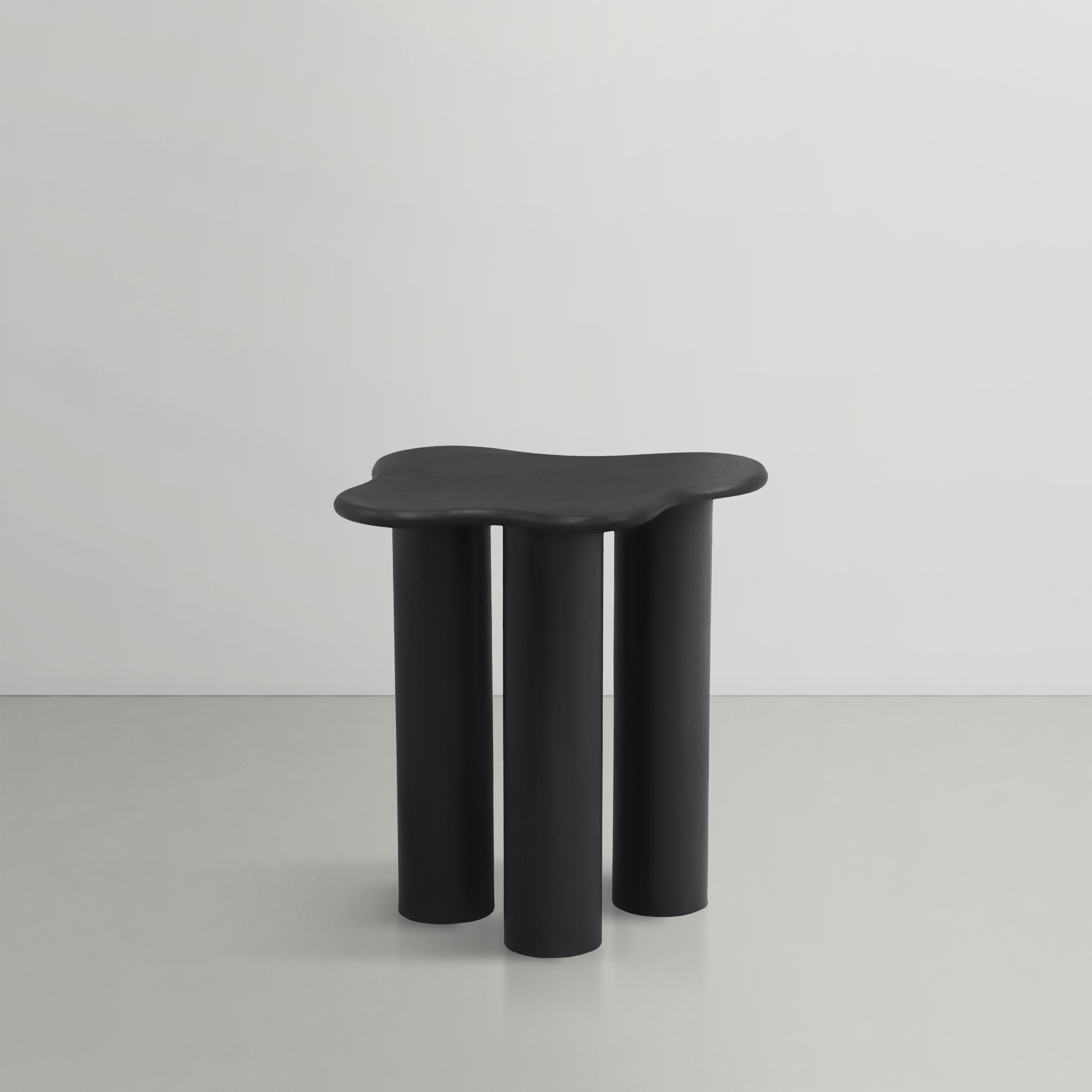 Meridian Romaine Black End Table