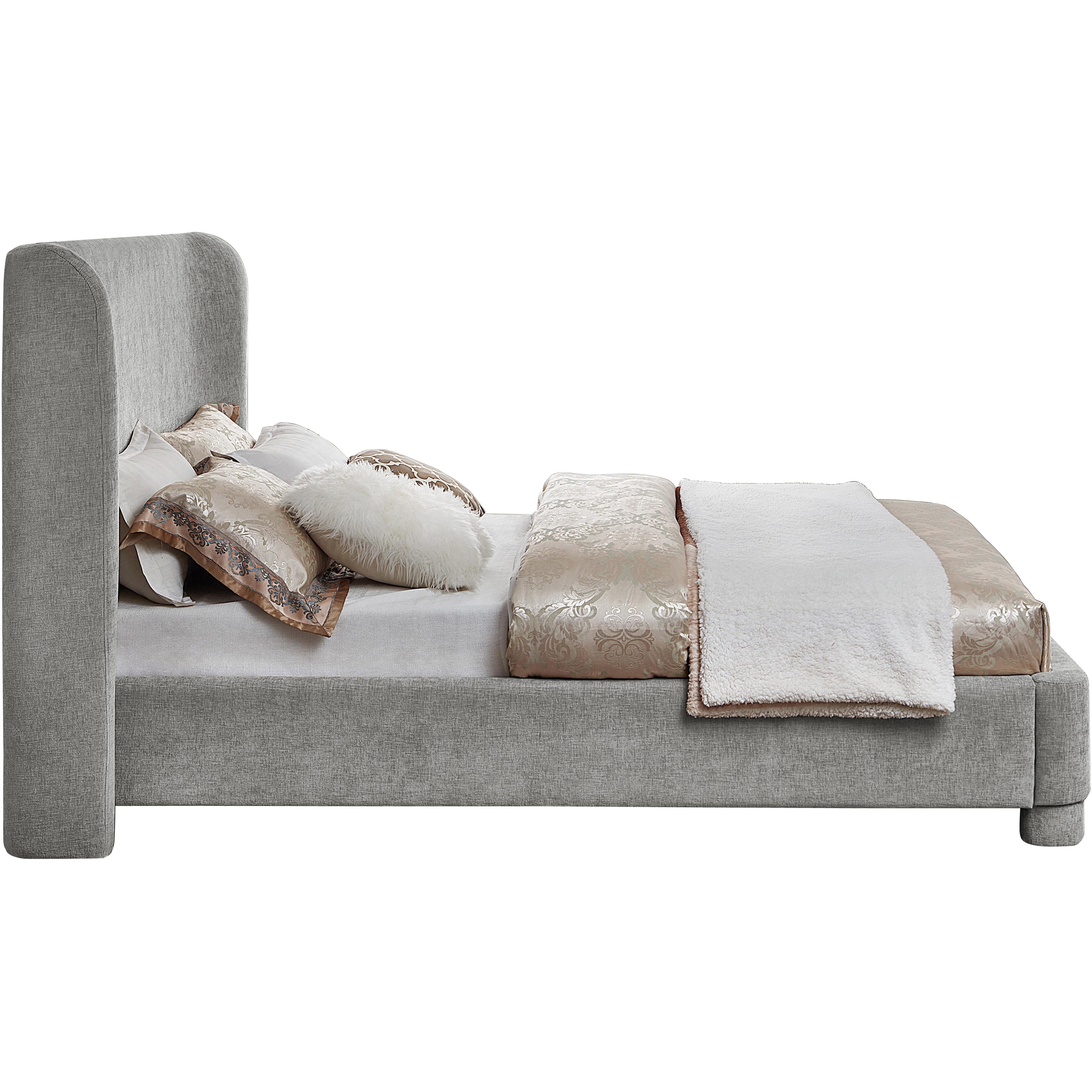 Meridian Penny Light Grey Chenille Fabric Full Bed