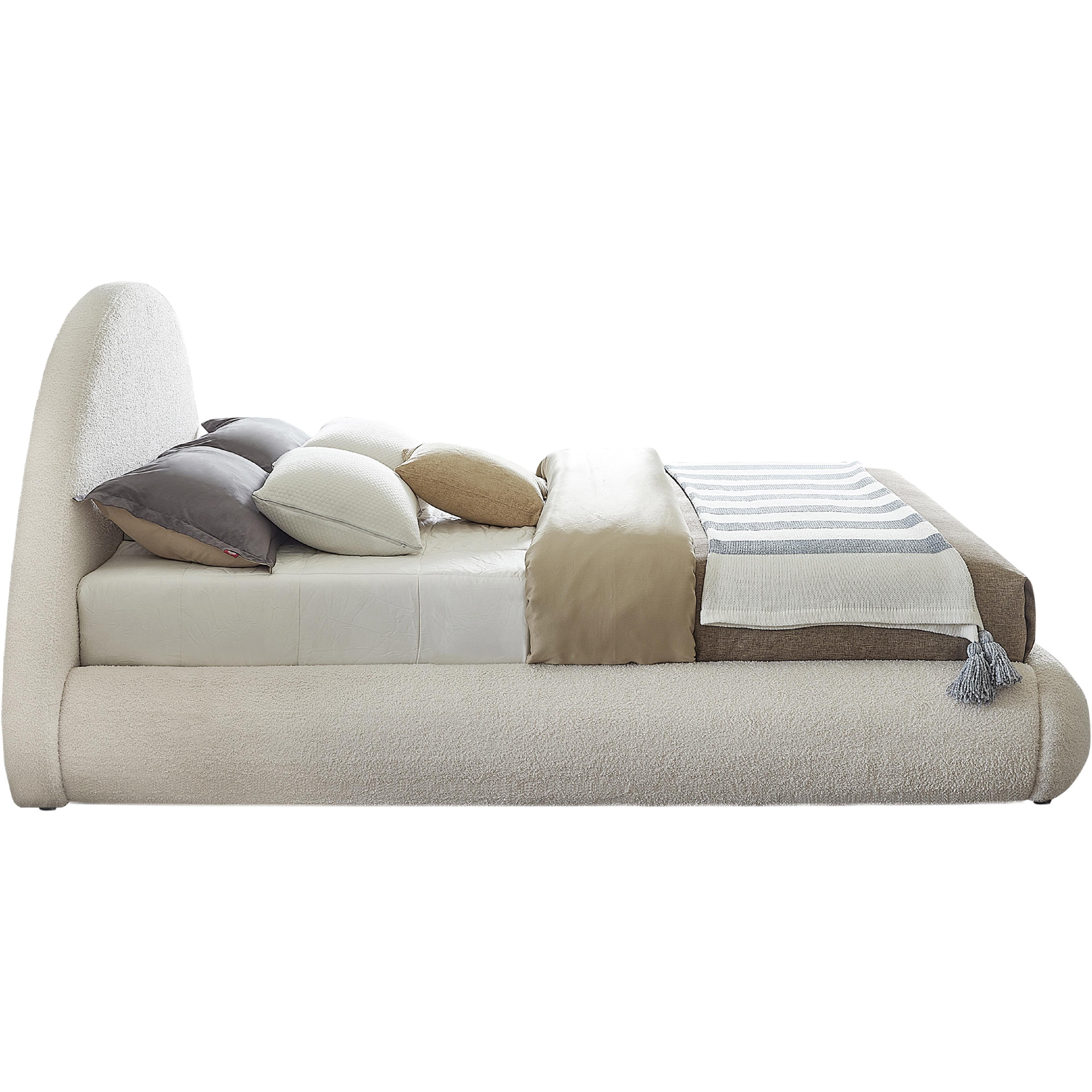 Meridian Rudy Cream Teddy Fabric Queen Bed