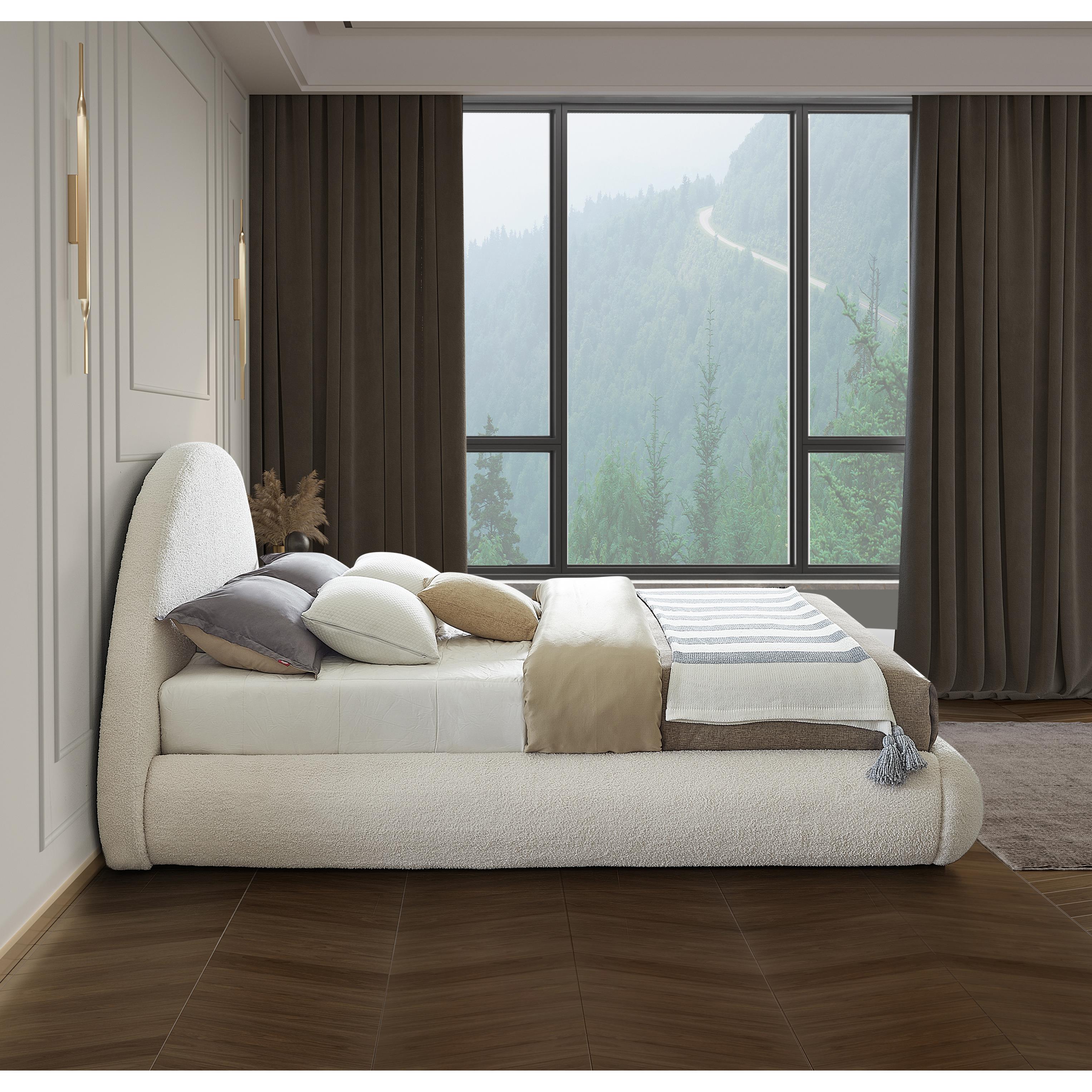 Meridian Rudy Cream Teddy Fabric Queen Bed