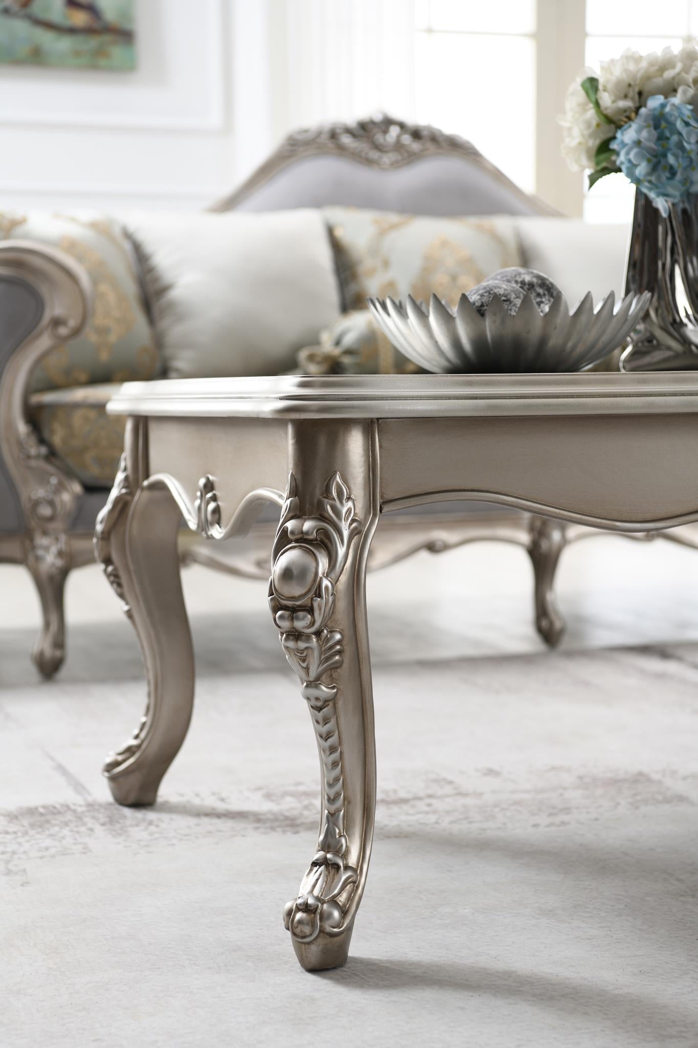 Uriah Living Collection