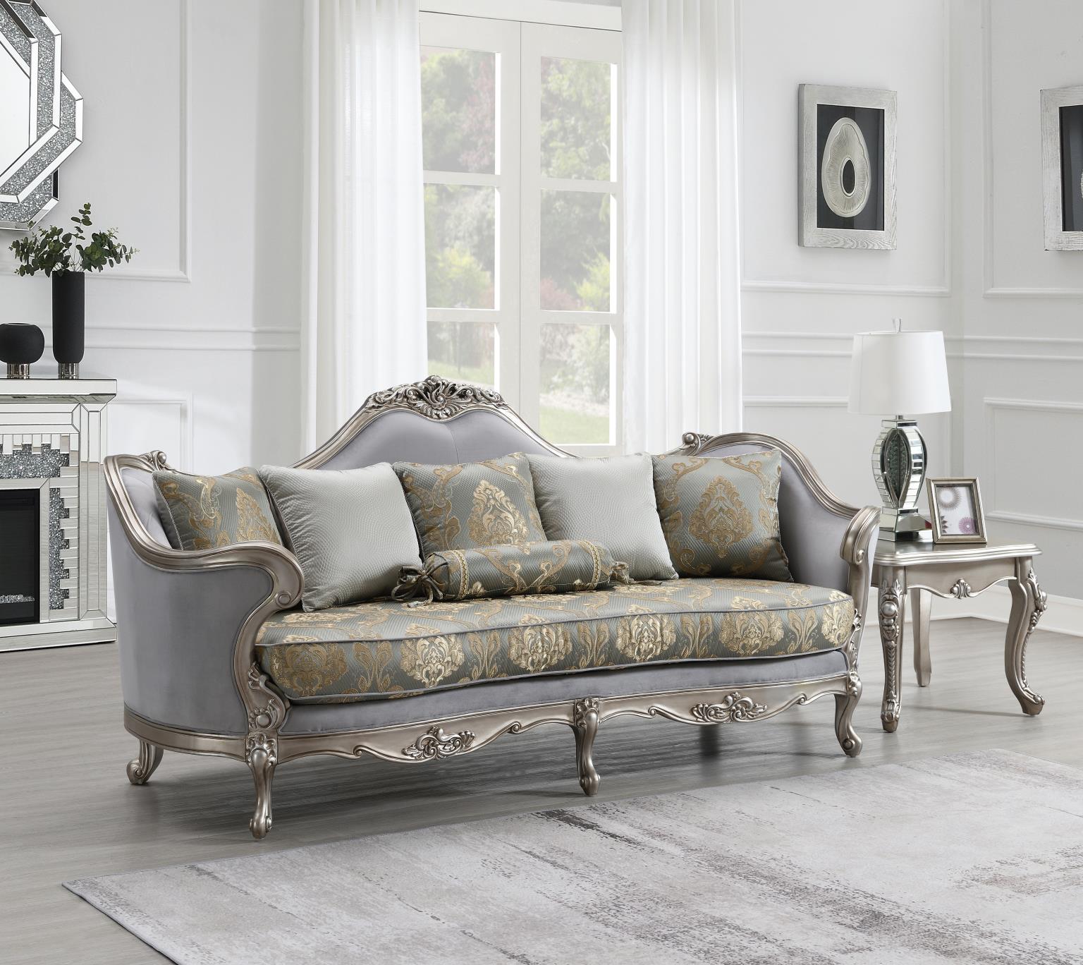 Uriah Living Collection