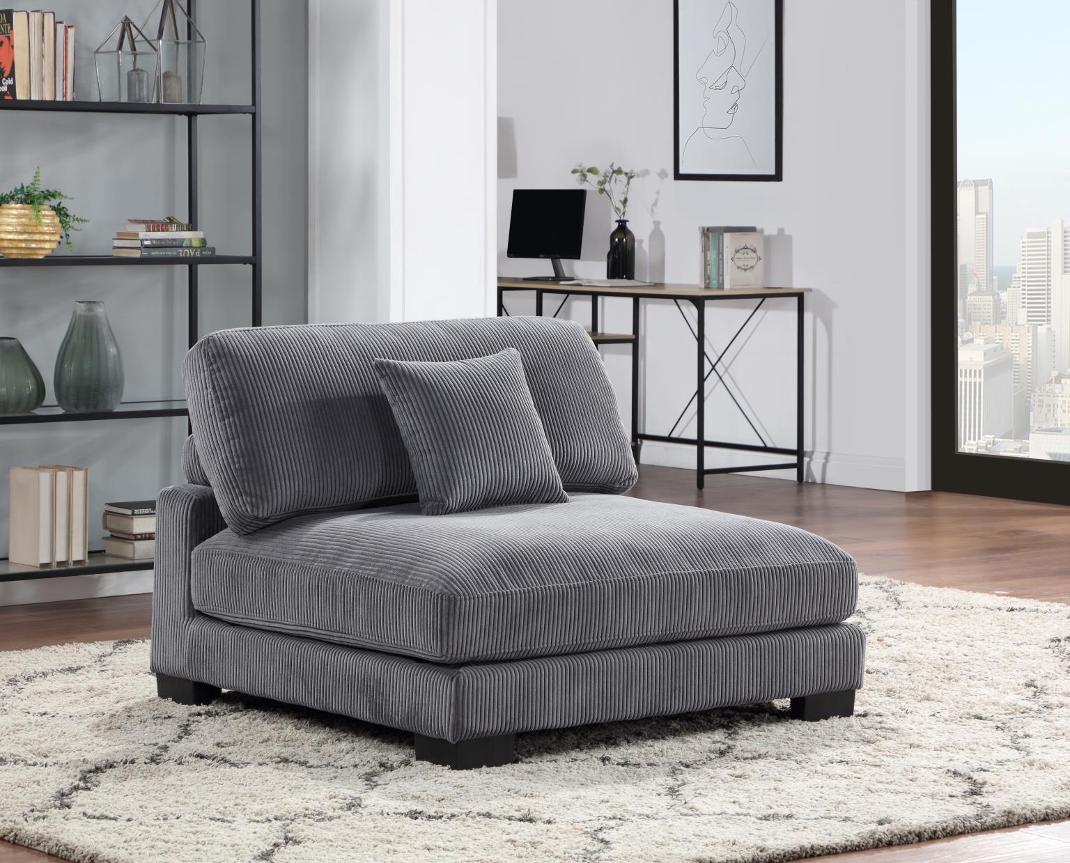Bailey Gray Sectional Living Room Collection