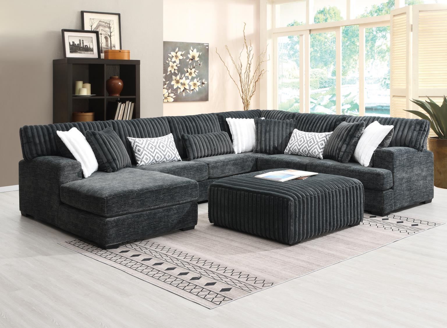 Doyline Charcoal Living Room Sectional