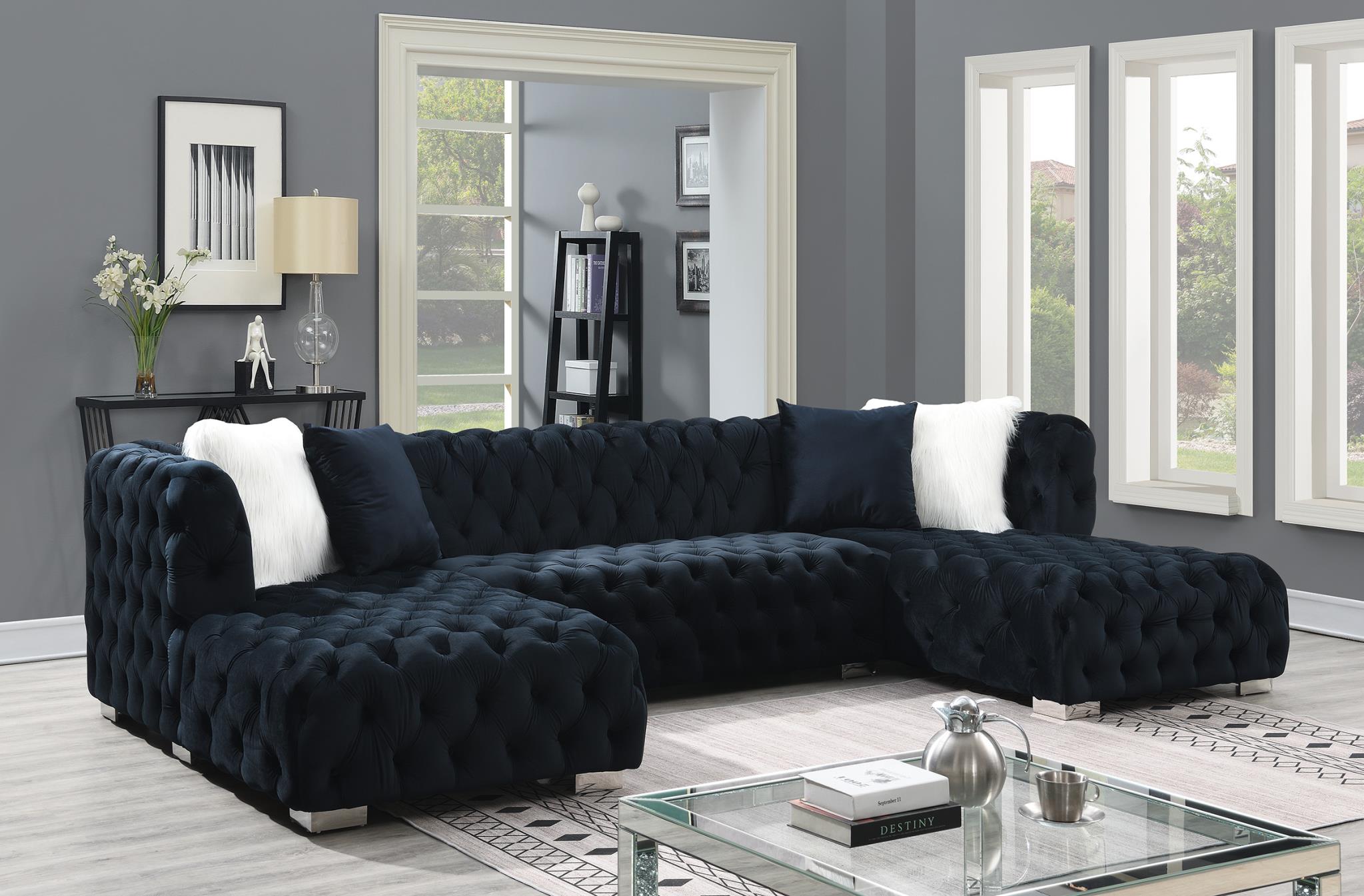 Carlin Black Living Room Collection